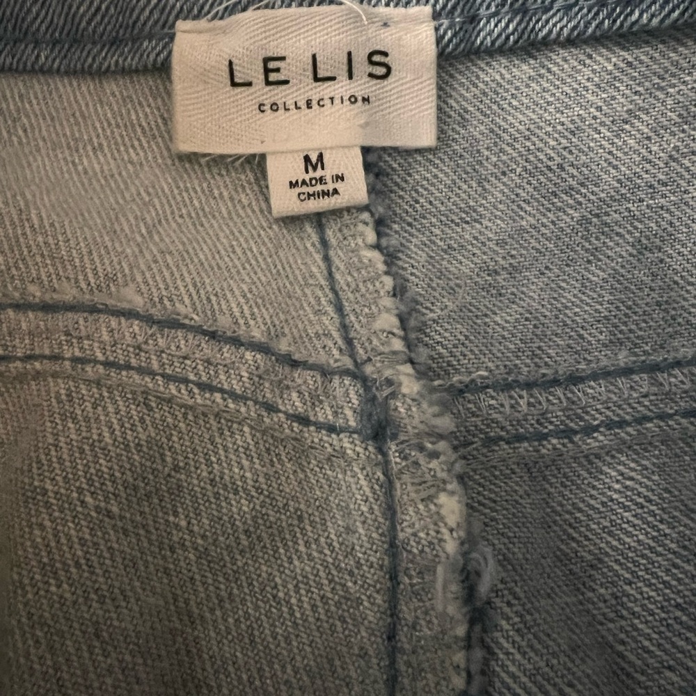 🥂Le Lis Light Blue Denim Jeans🥂 - Picture 3 of 3
